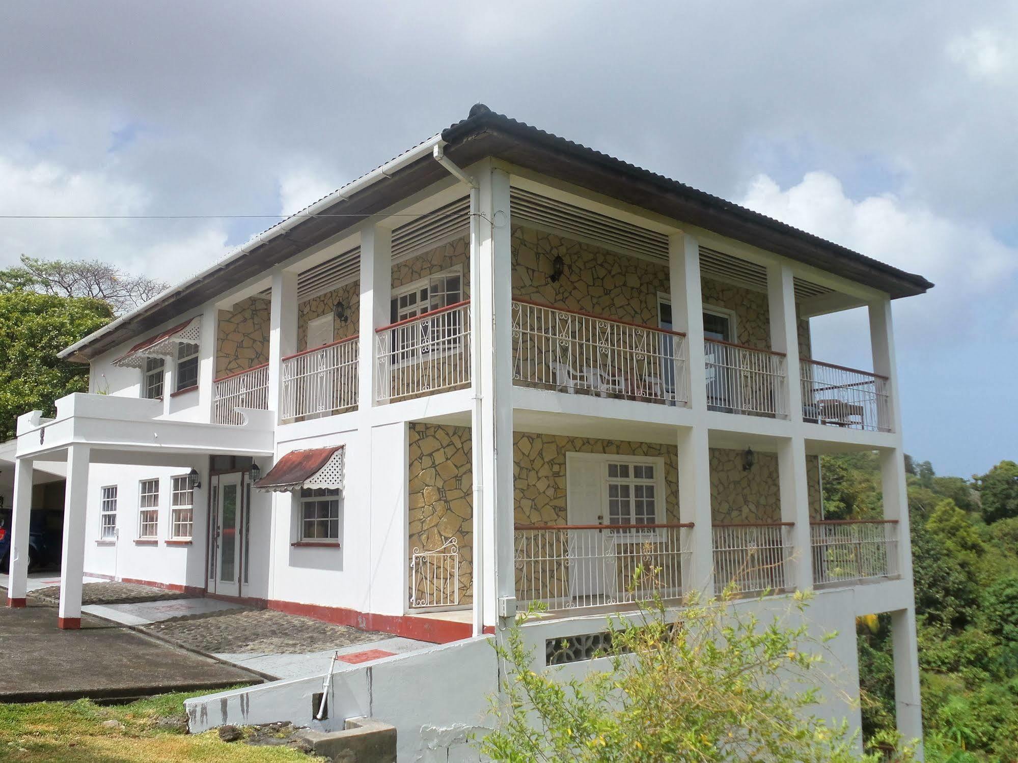 Hotel Rnm The Clubhouse Grenada Extérieur photo